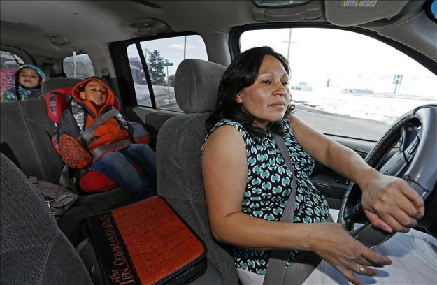 Mitad niños hispanos muertos en accidentes no llevaban cinturón de seguridad