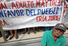 El FMI ha propuesto a Nicaragua aumentar de 60 a 65 años la edad de jubilación y duplicar de 750 a 1.500 las semanas de cotizaciones al INSS, lo cual ha sido rechazado por sindicatos locales. EFE/Archivo