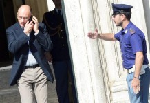 Italian Prime Minister, Enrico Letta, leaves Chigi Palace in Rome, Italy, 28 September 2013. EFE/EPA/ETTORE FERRARI