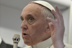 Mujeres que buscan ordenación sacerdotal critican al Papa Francisco