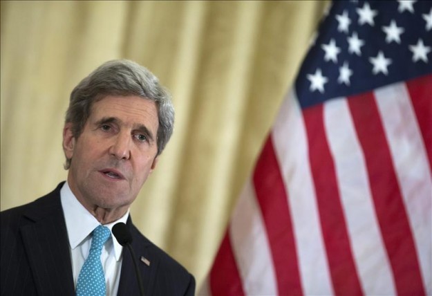 Kerry defiende decisión de recortar ayuda exterior a México y Colombia