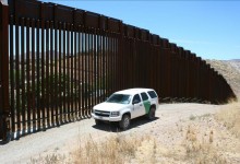 Retenes de Patrulla Fronteriza entre Arizona y California alarma a migrantes