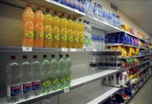 Vista de productos en un supermercado de Buenos Aires (Argentina) este 14 de febrero. EFE