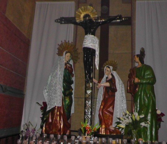 Cristo Negro Los Ángeles / MAITE BALLESTEROS